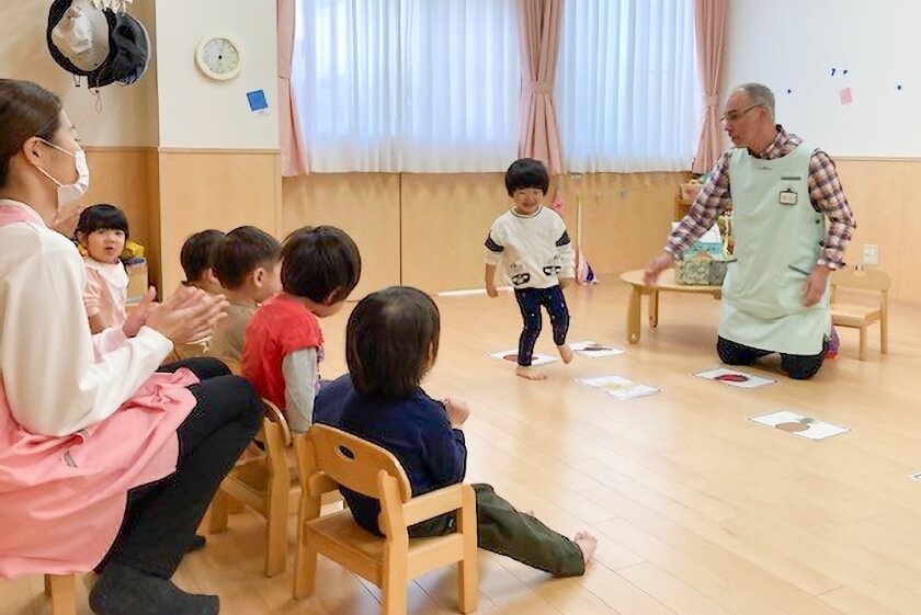 英語レッスン（2歳児）